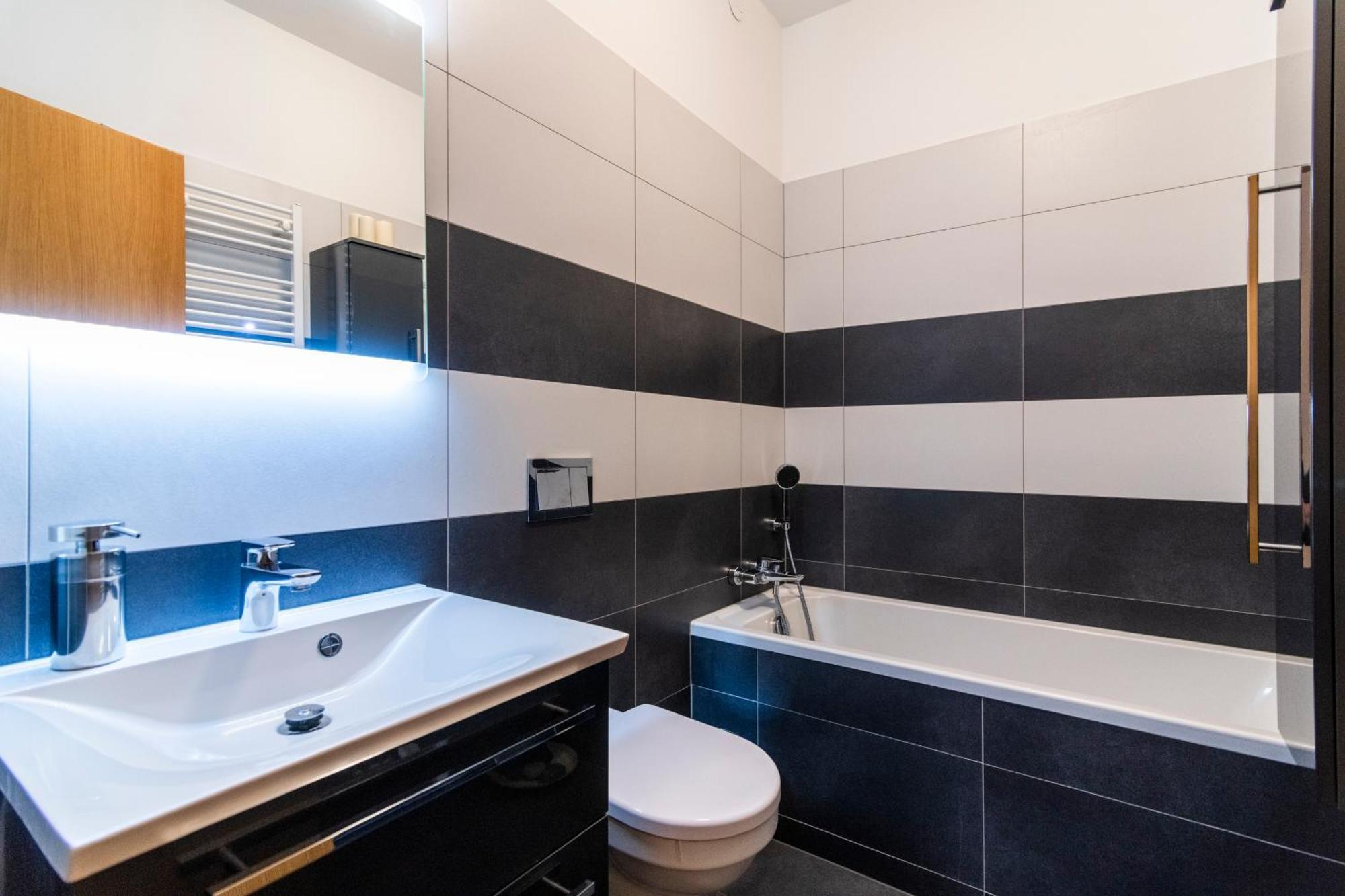 Staropramenna Garden Apartment *